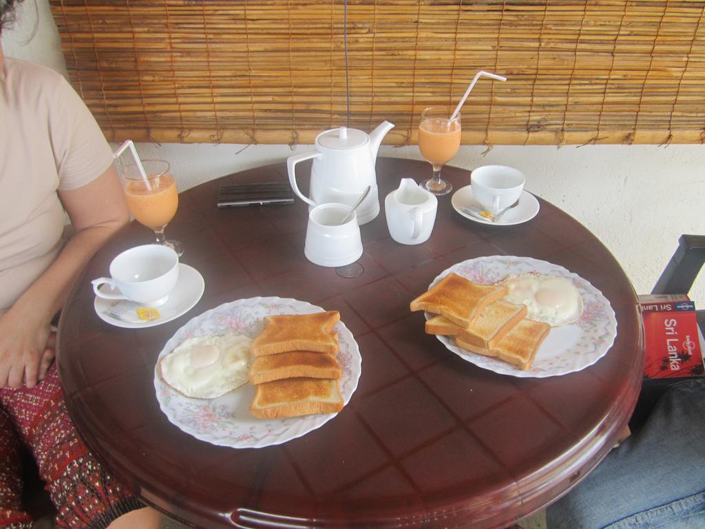 Anicia Beach House Negombo Zewnętrze zdjęcie